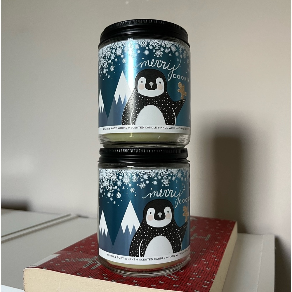 Merry Cookie Bath and Body Works Single Wick Candles - Bundle of 2